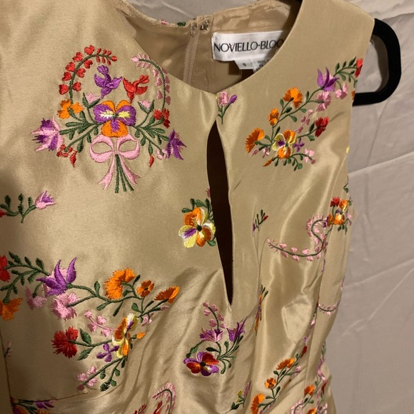 SOLD !! 
 Sz 6 embroidered noviello-bloom 100% silk skirts set - Picture 11 of 15